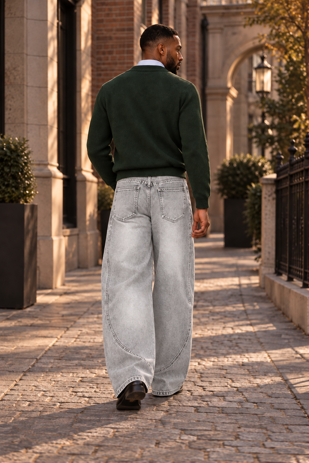 Curved-Seam Vintage Baggy Jeans