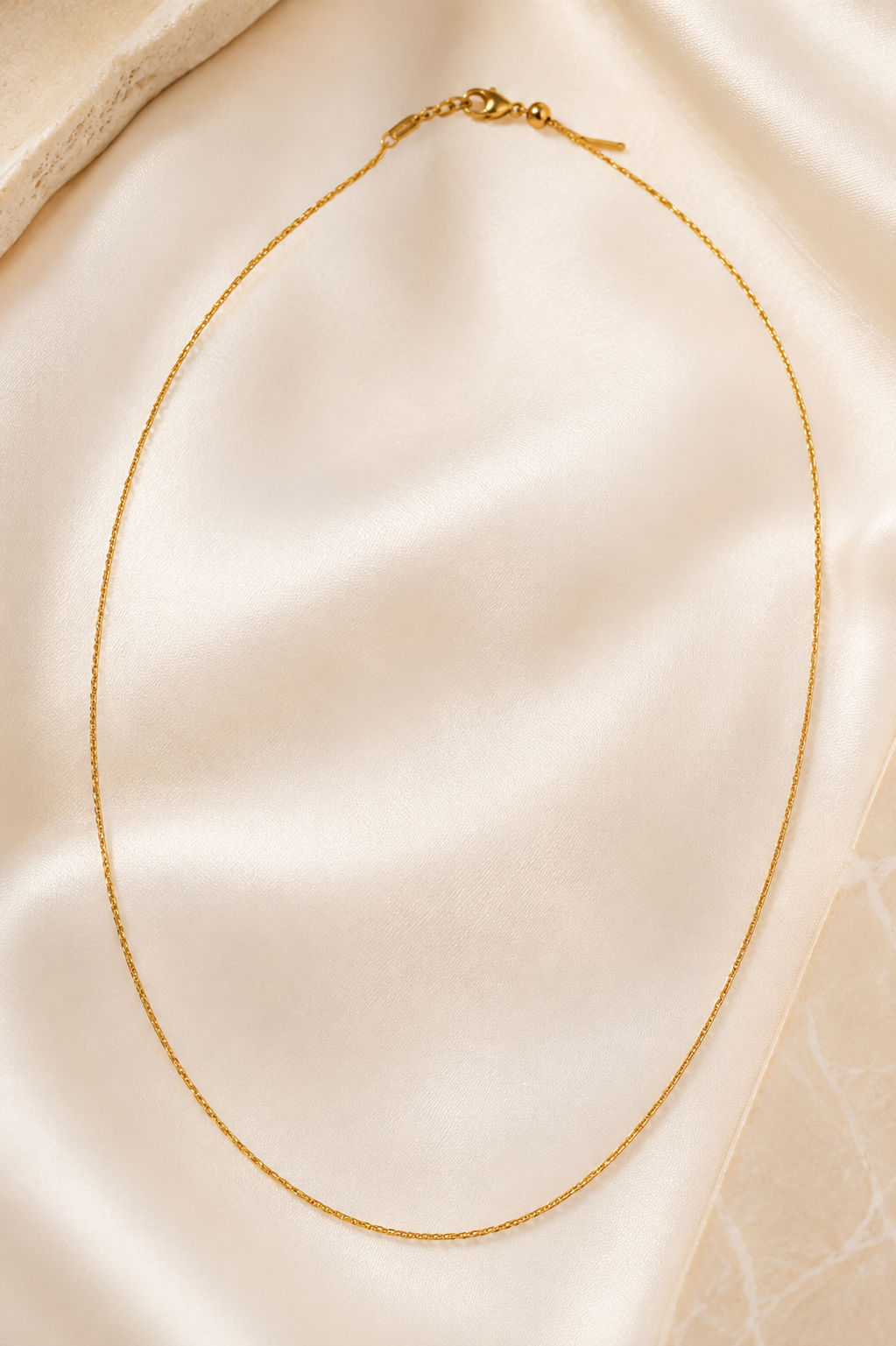 Essential Chain Necklace