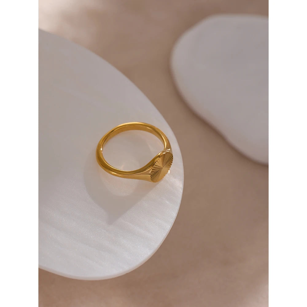 Yhpup Stainless Steel Golden Geometric Ring Statement Metal Texture Fashion Finger Joyería Acero Inoxidable Mujer Gift