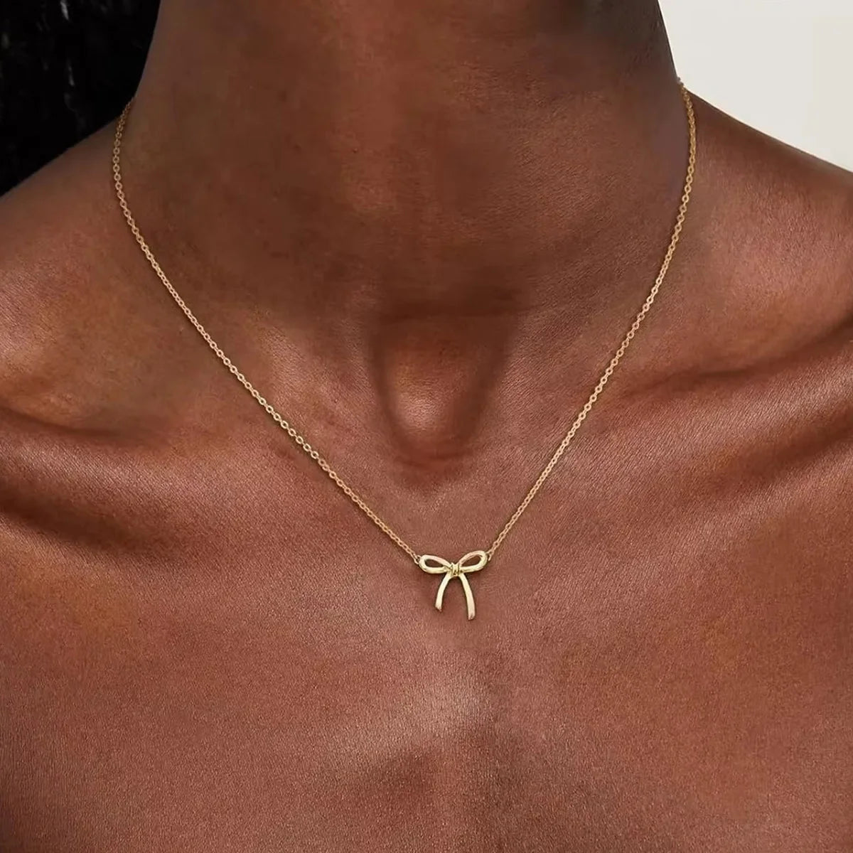 Delicate Bow Pendant Necklace