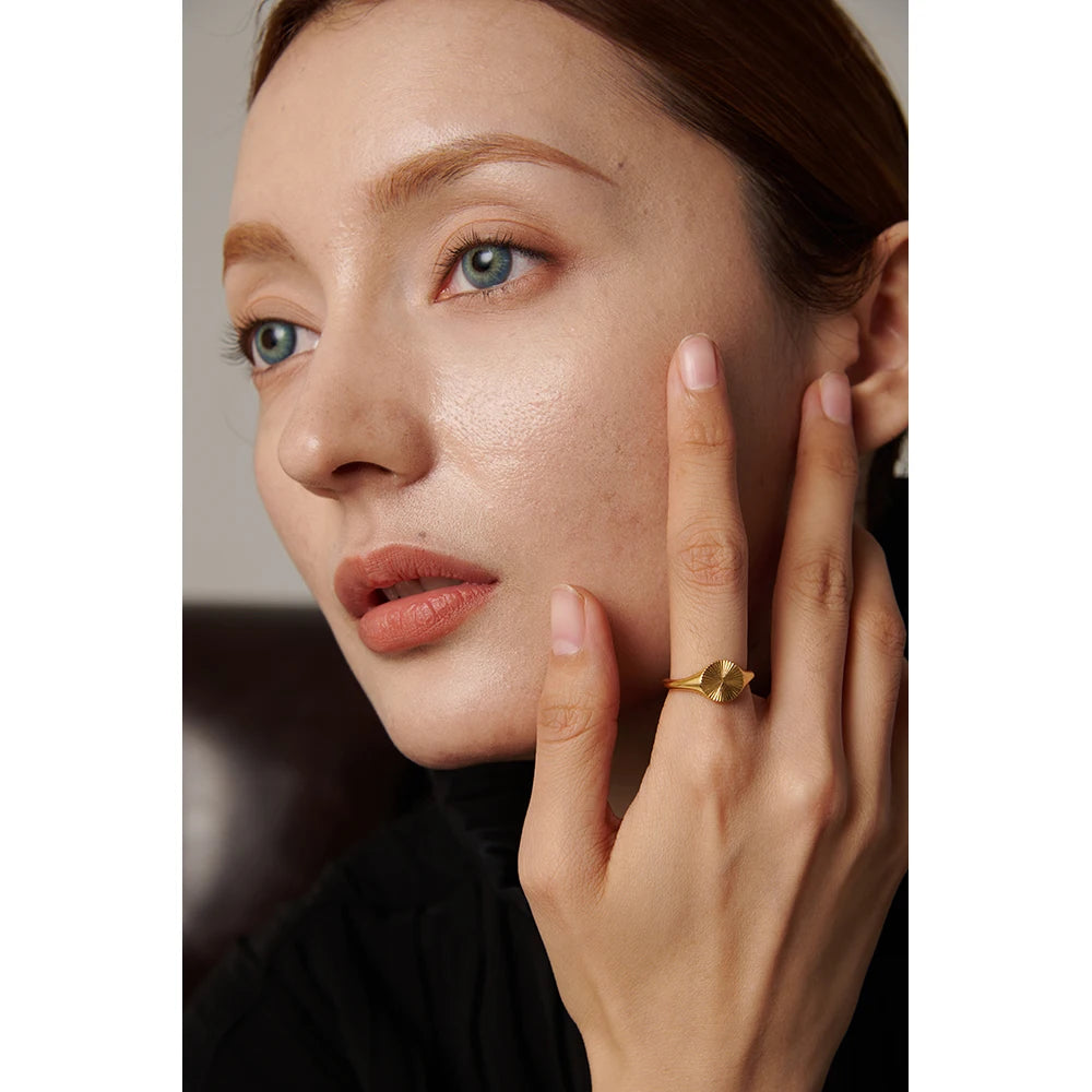 Yhpup Stainless Steel Golden Geometric Ring Statement Metal Texture Fashion Finger Joyería Acero Inoxidable Mujer Gift